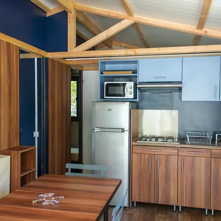 Camping Huttopia Gorges Du Tarn 3*